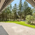 Jonas - 2-4km From The Sea By Interhome