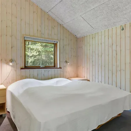 Jonas - 2-4km From The Sea By Interhome