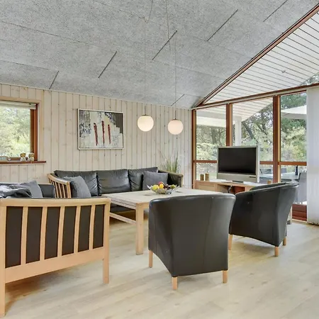 Jonas - 2-4km From The Sea By Interhome *