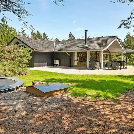 Prázdninový dům Jonas - 2-4km From The Sea By Interhome